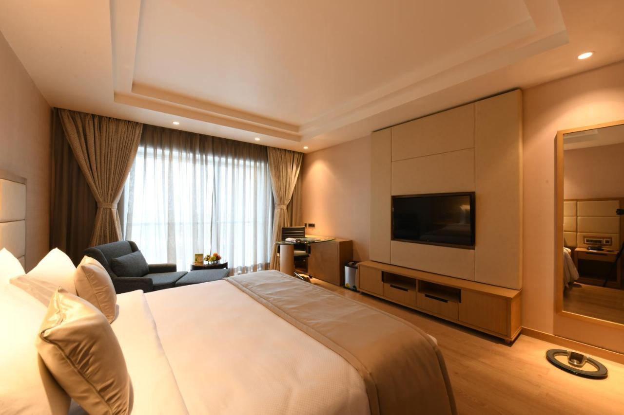Harsha The Fern Shivamogga Hotel Екстериор снимка